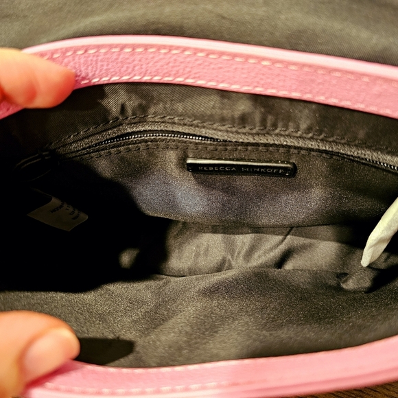 Rebecca Minkoff Je Taime Medium Shoulder bag. - Picture 7 of 9